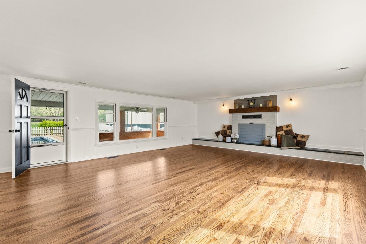 10370 SPOTSWOOD TRL