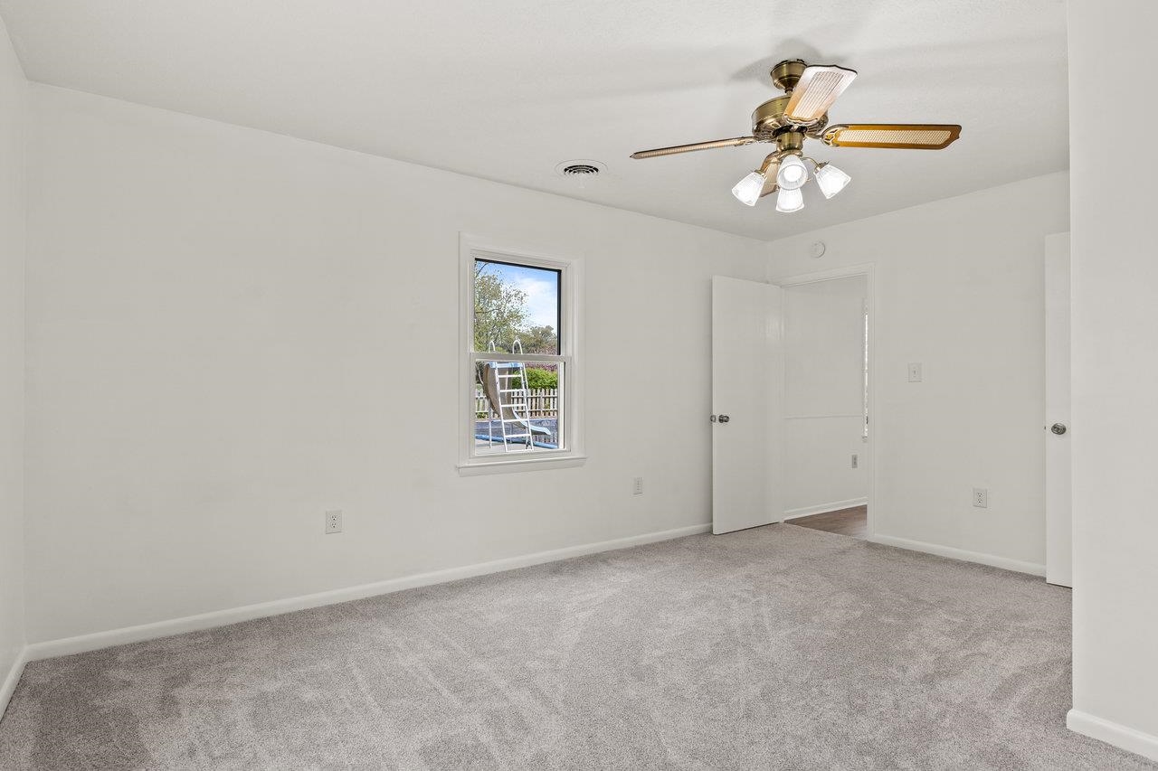 10370 SPOTSWOOD TRL