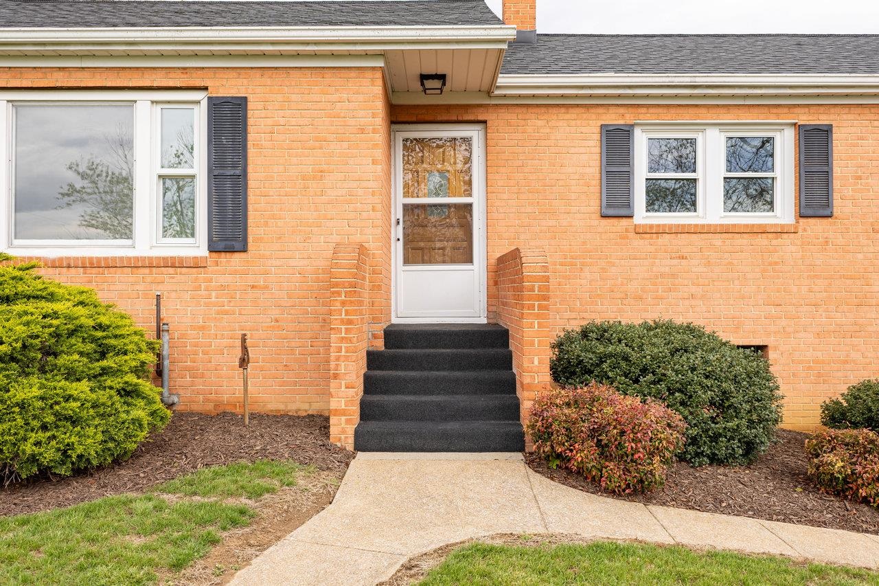 10370 SPOTSWOOD TRL