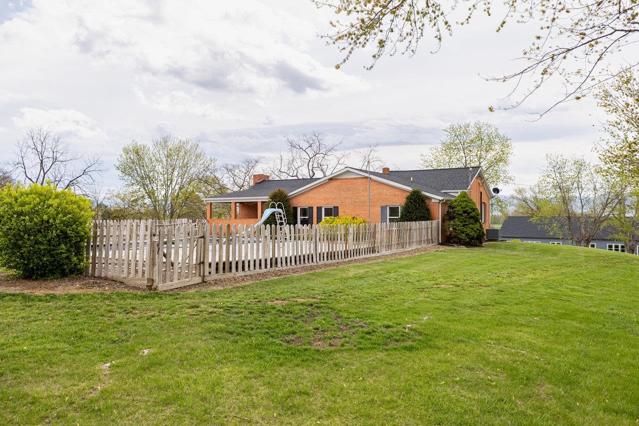10370 SPOTSWOOD TRL