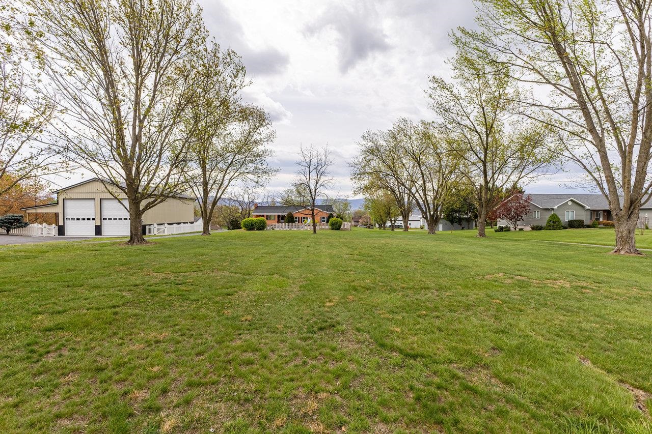 10370 SPOTSWOOD TRL