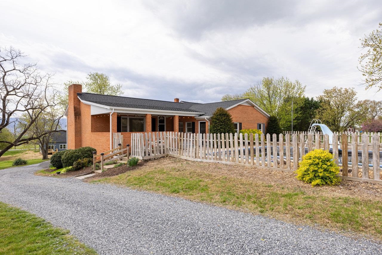 10370 SPOTSWOOD TRL