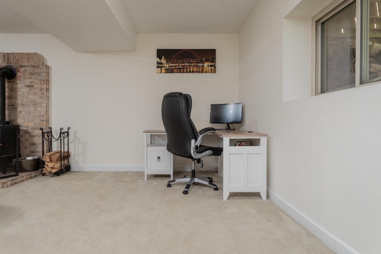 588 FLOWER DR