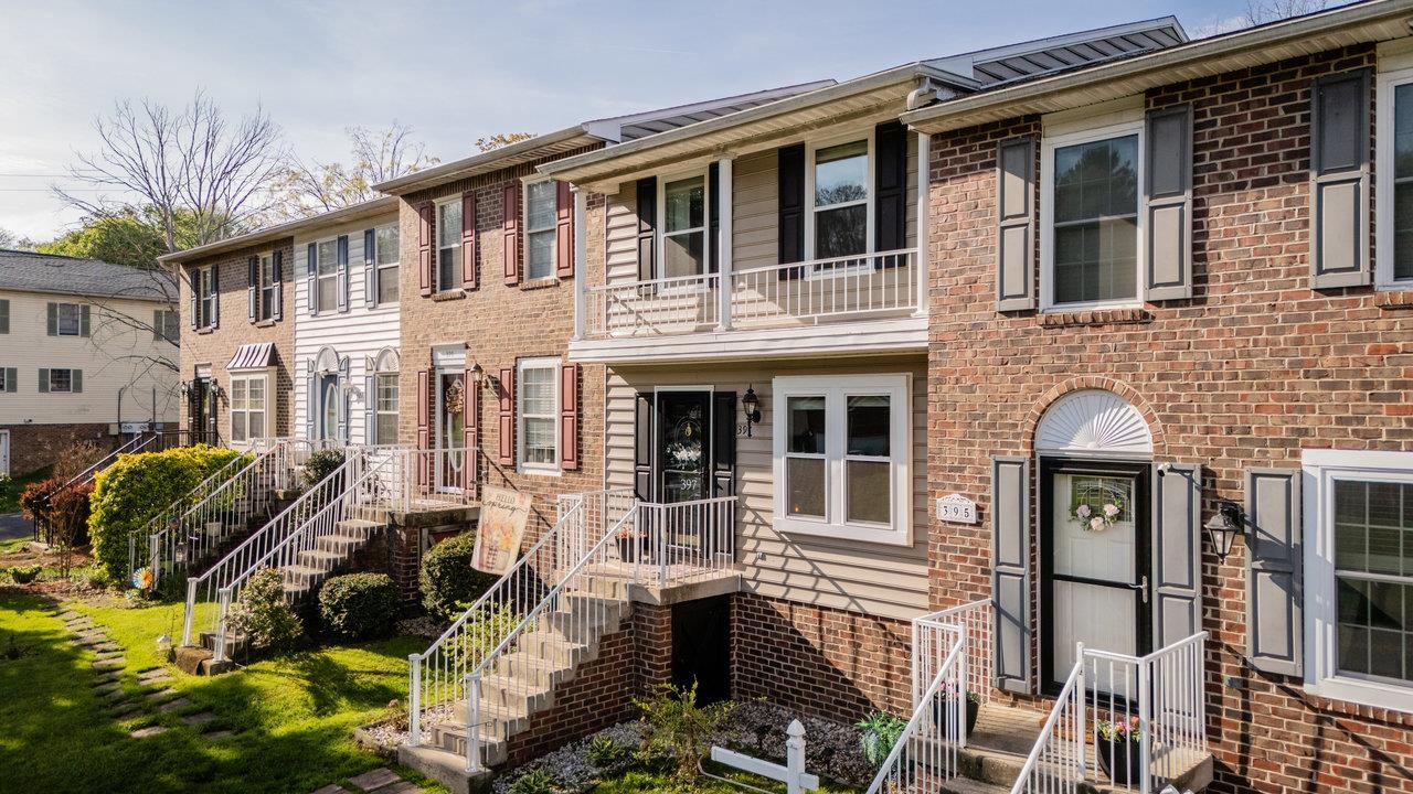 397 MT CRAWFORD AVE