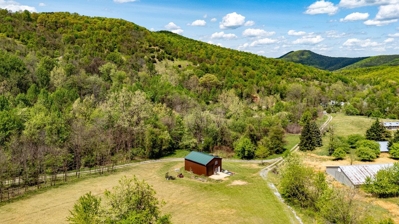 01 CUBBAGE HOLLOW RD