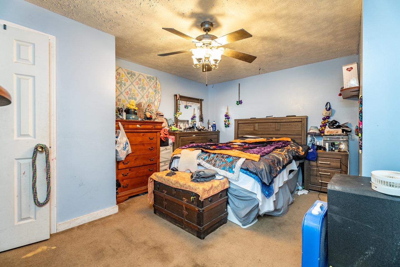 202 JACKSON AVE