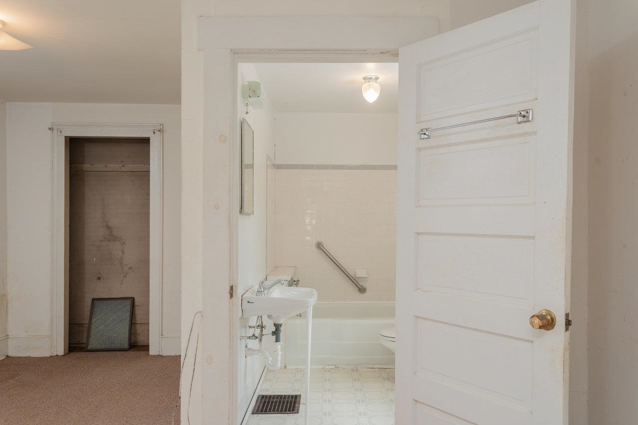 56 GRINDSTONE RD