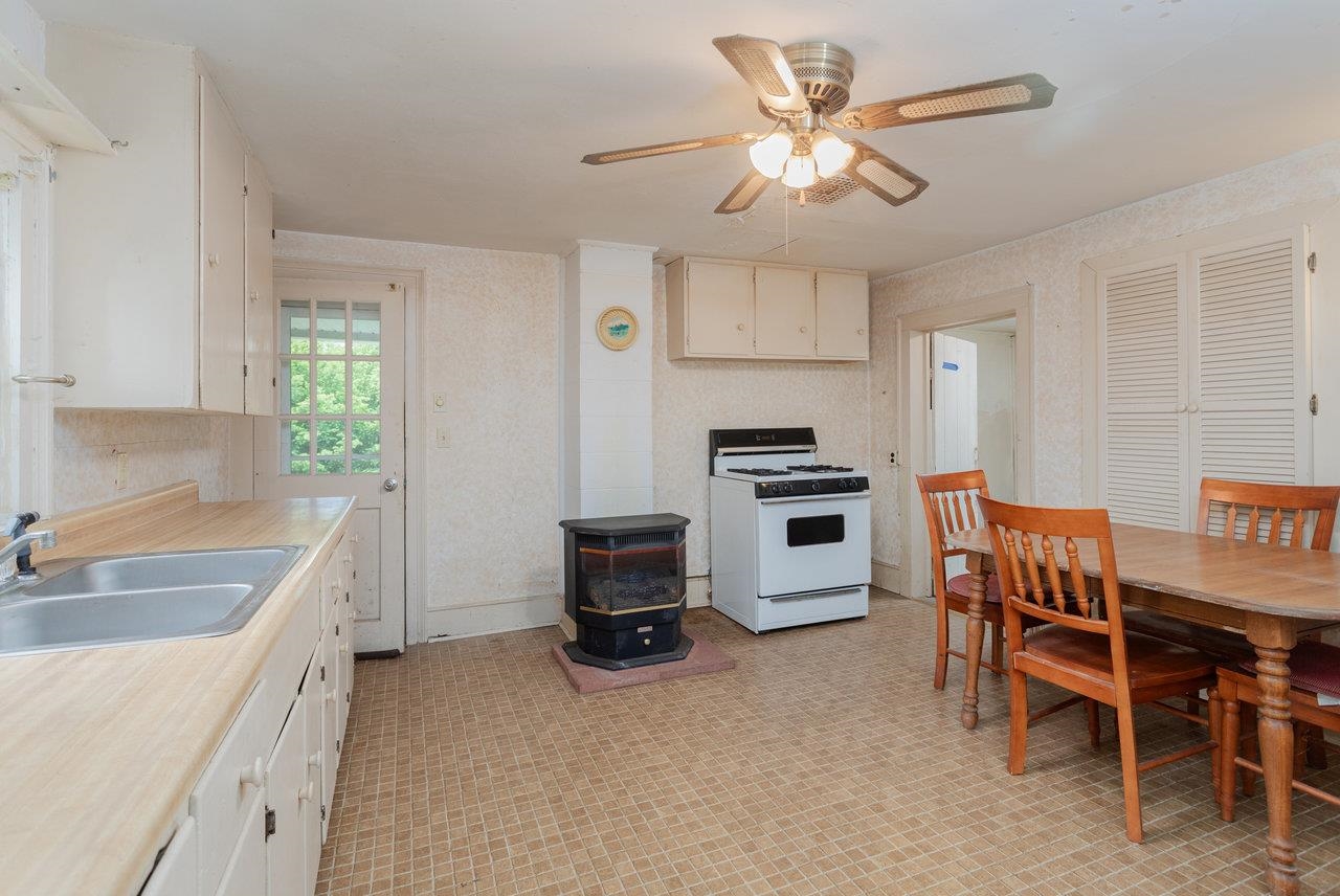 56 GRINDSTONE RD