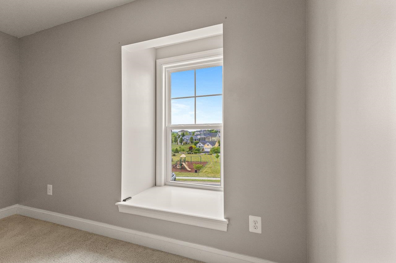 3215 CHARLESTON BLVD