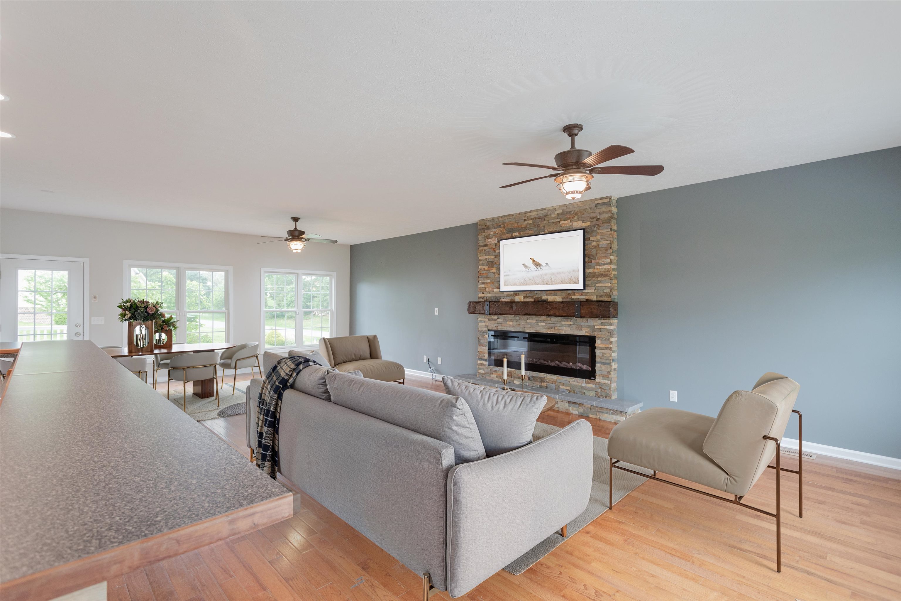 6081 DOTTS LN