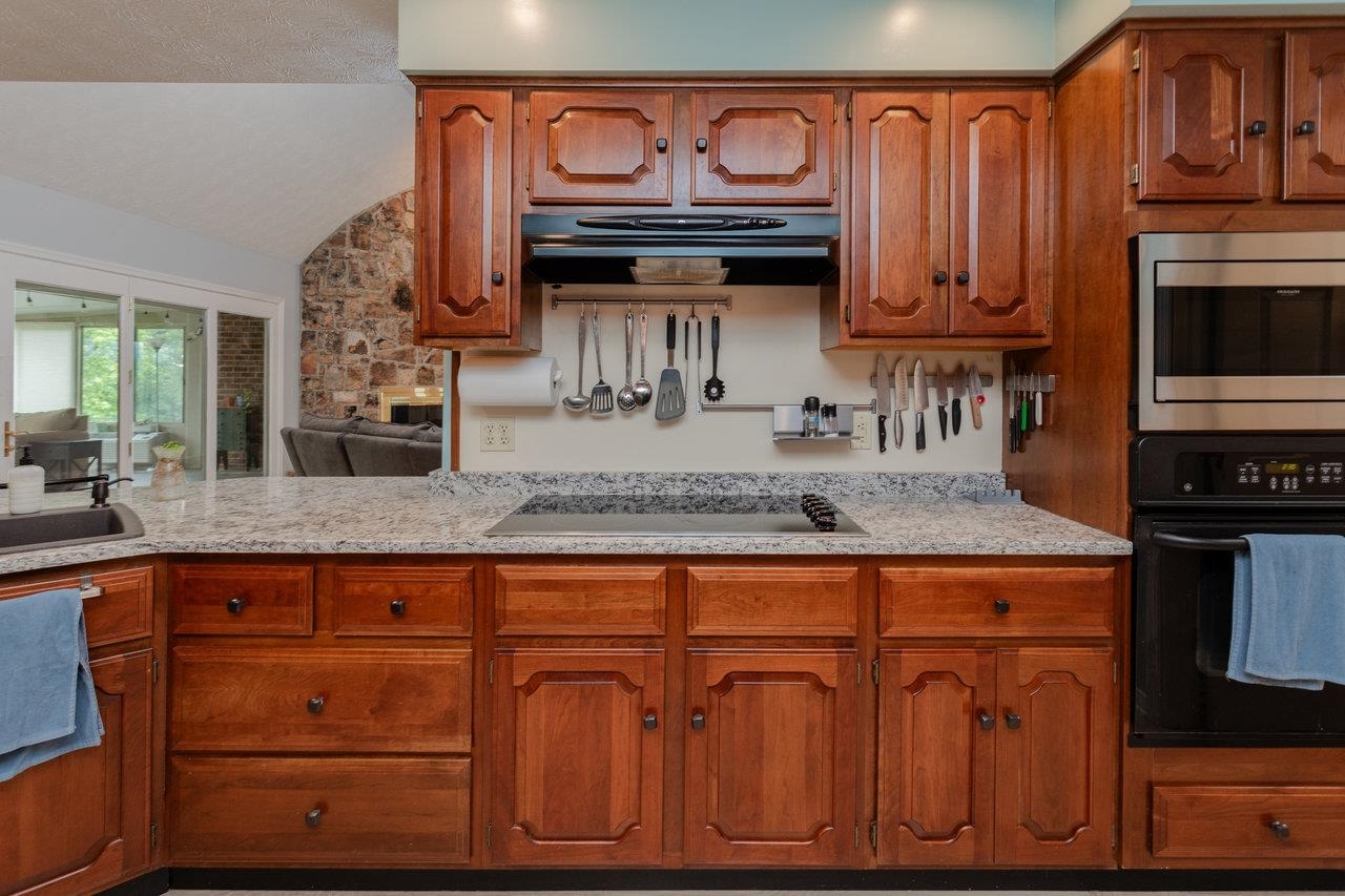 1492 CUMBERLAND DR