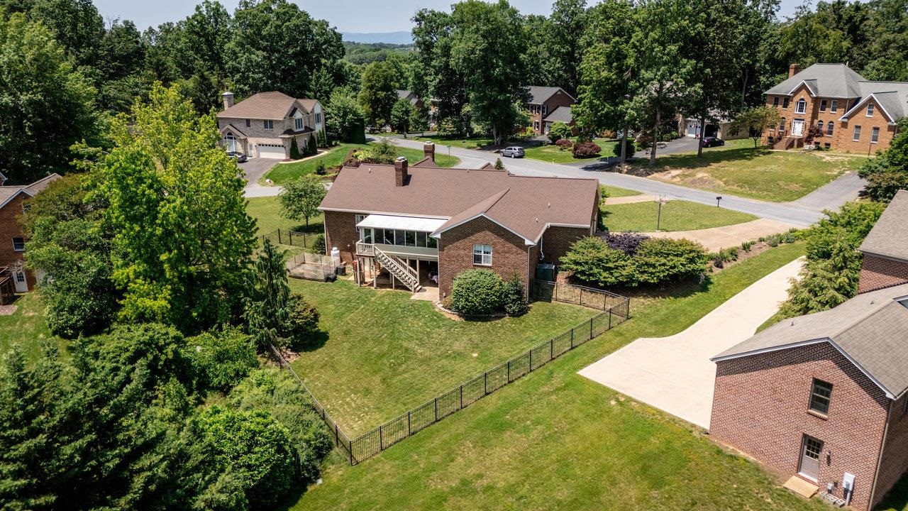 1492 CUMBERLAND DR