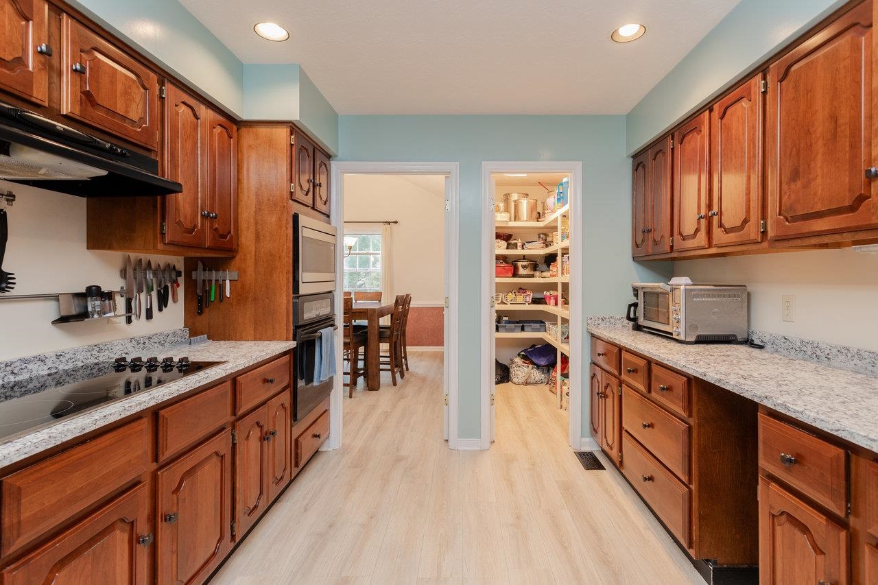 1492 CUMBERLAND DR