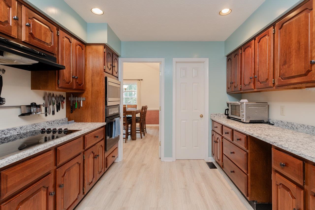 1492 CUMBERLAND DR