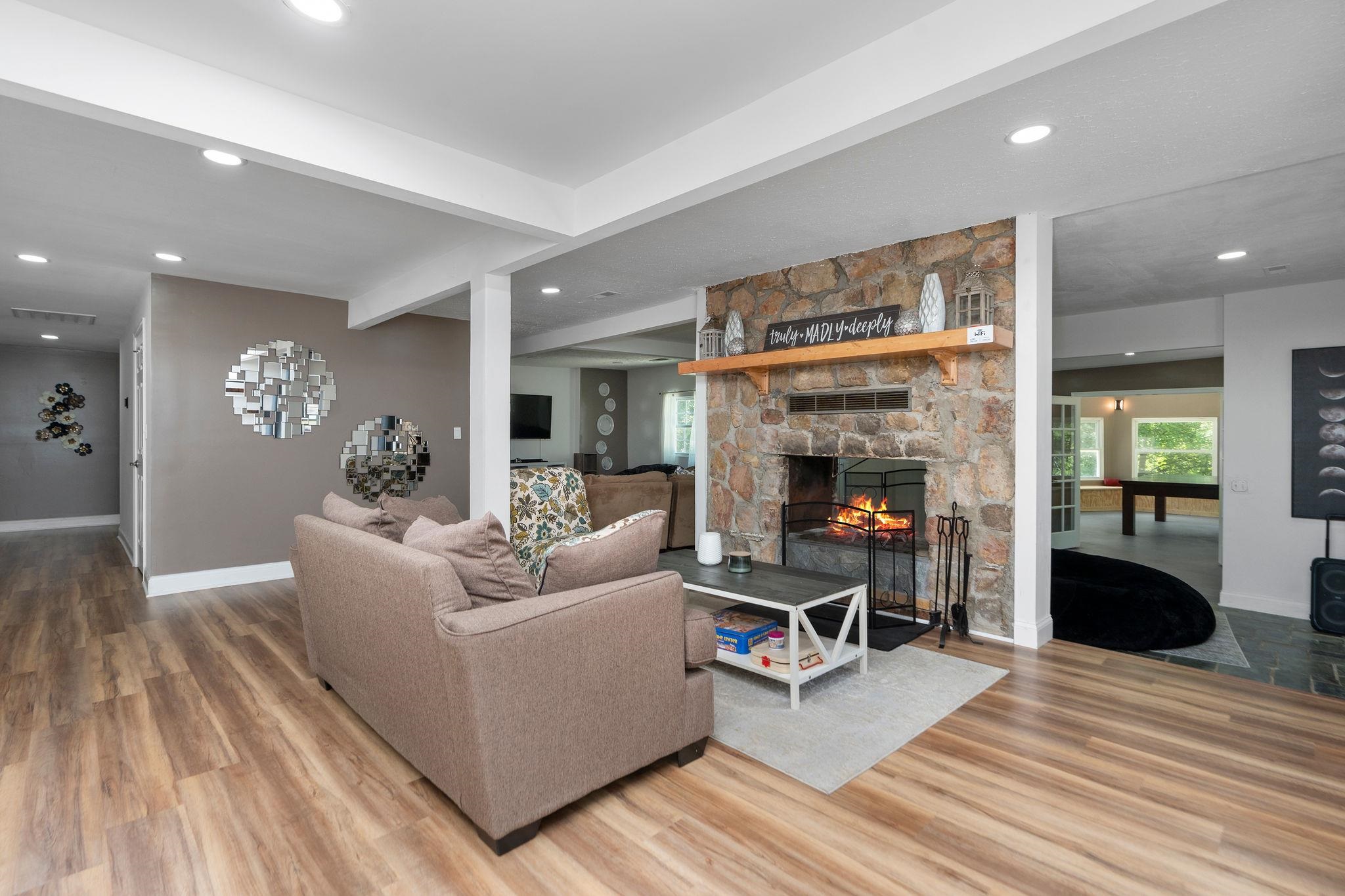 2003 RINACAS CORNER RD