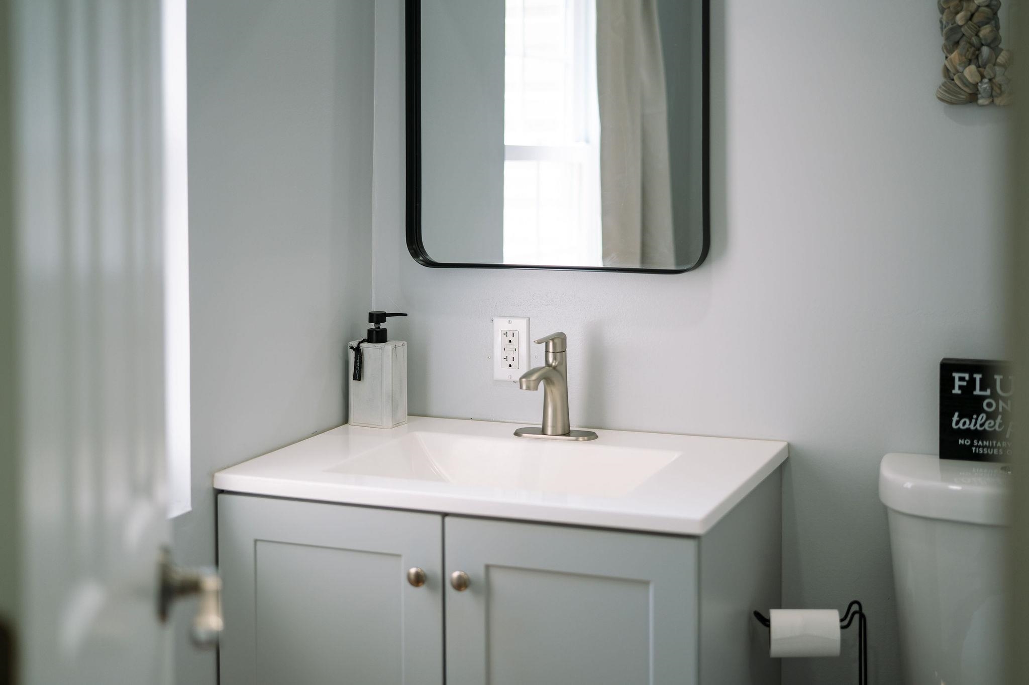 2003 RINACAS CORNER RD