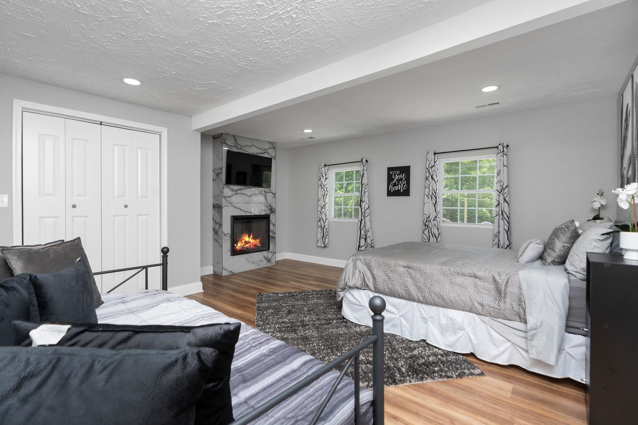 2003 RINACAS CORNER RD