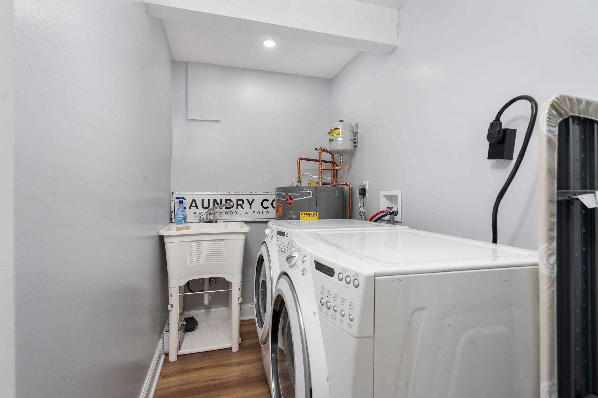 2003 RINACAS CORNER RD