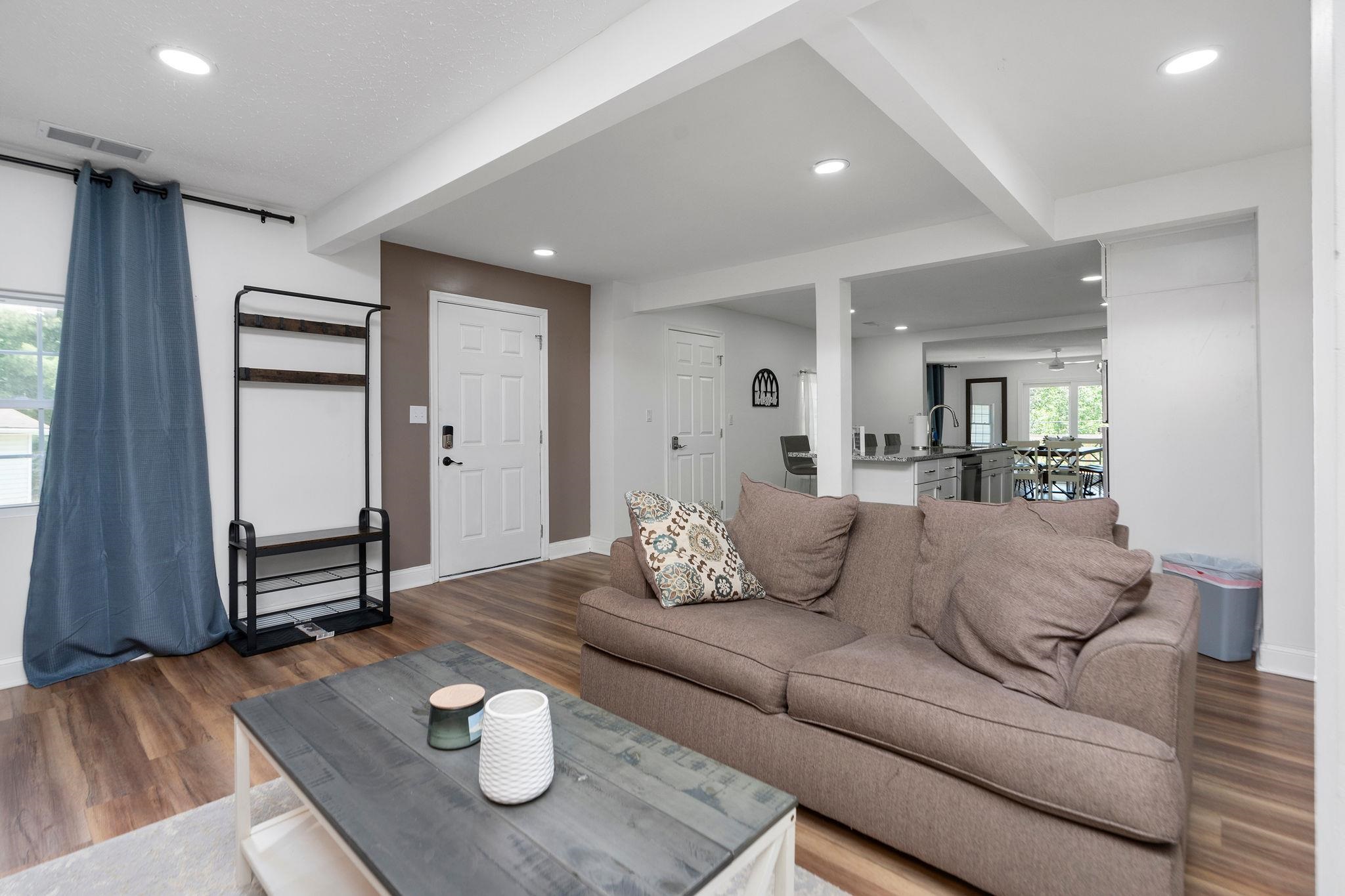 2003 RINACAS CORNER RD