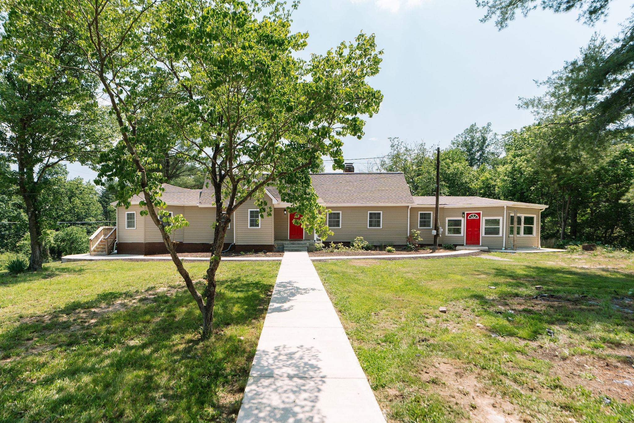 2003 RINACAS CORNER RD