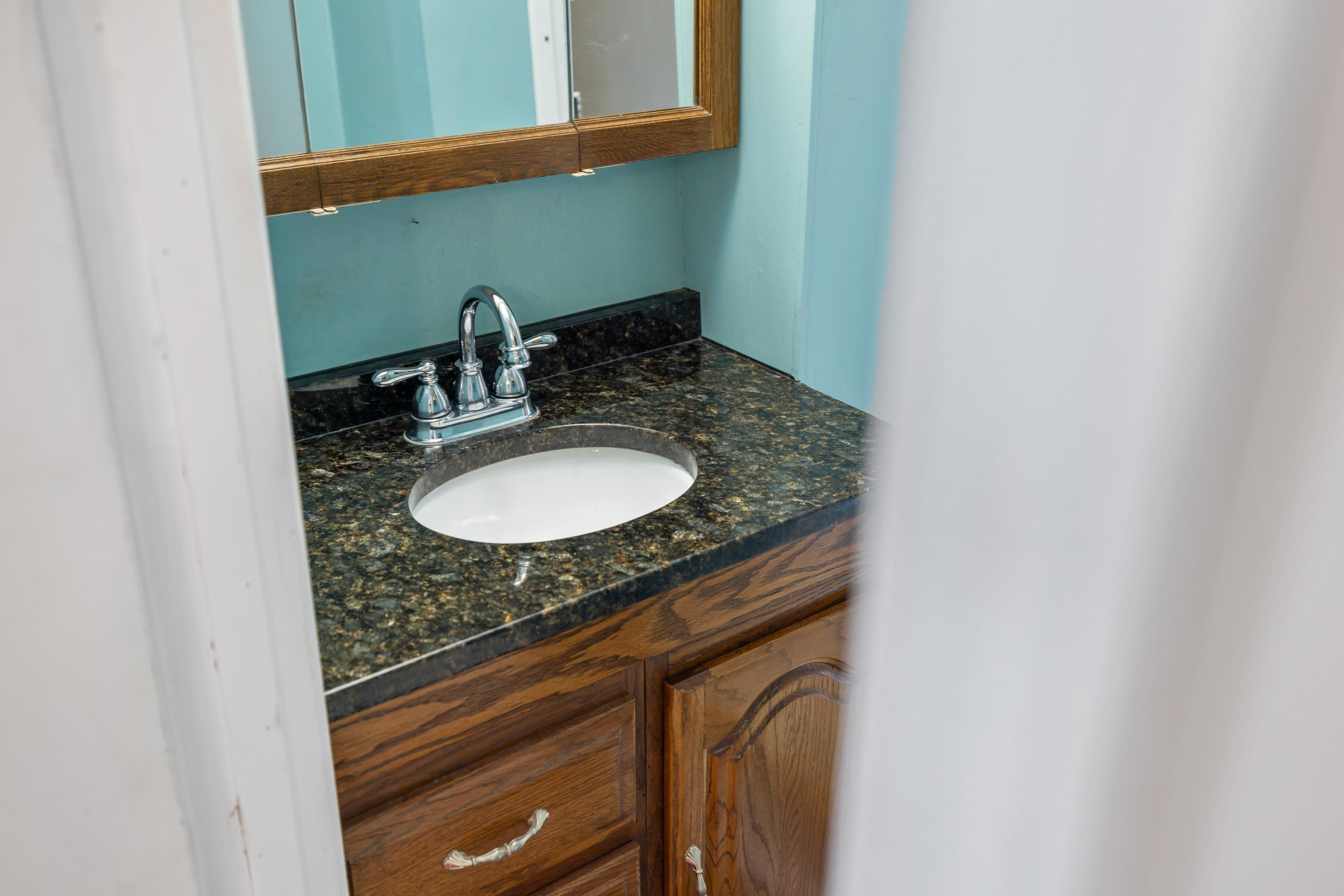 887 NATURAL CHIMNEYS RD