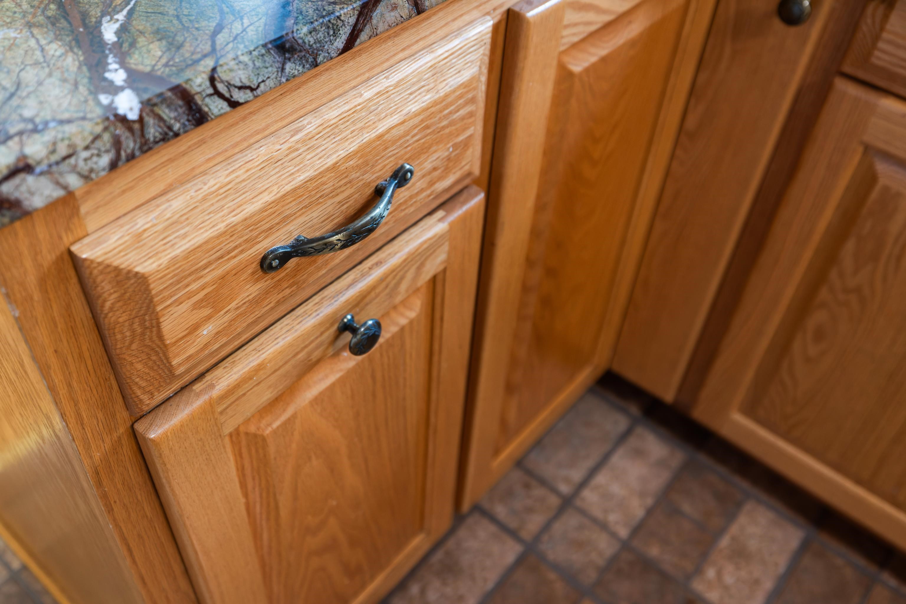 887 NATURAL CHIMNEYS RD