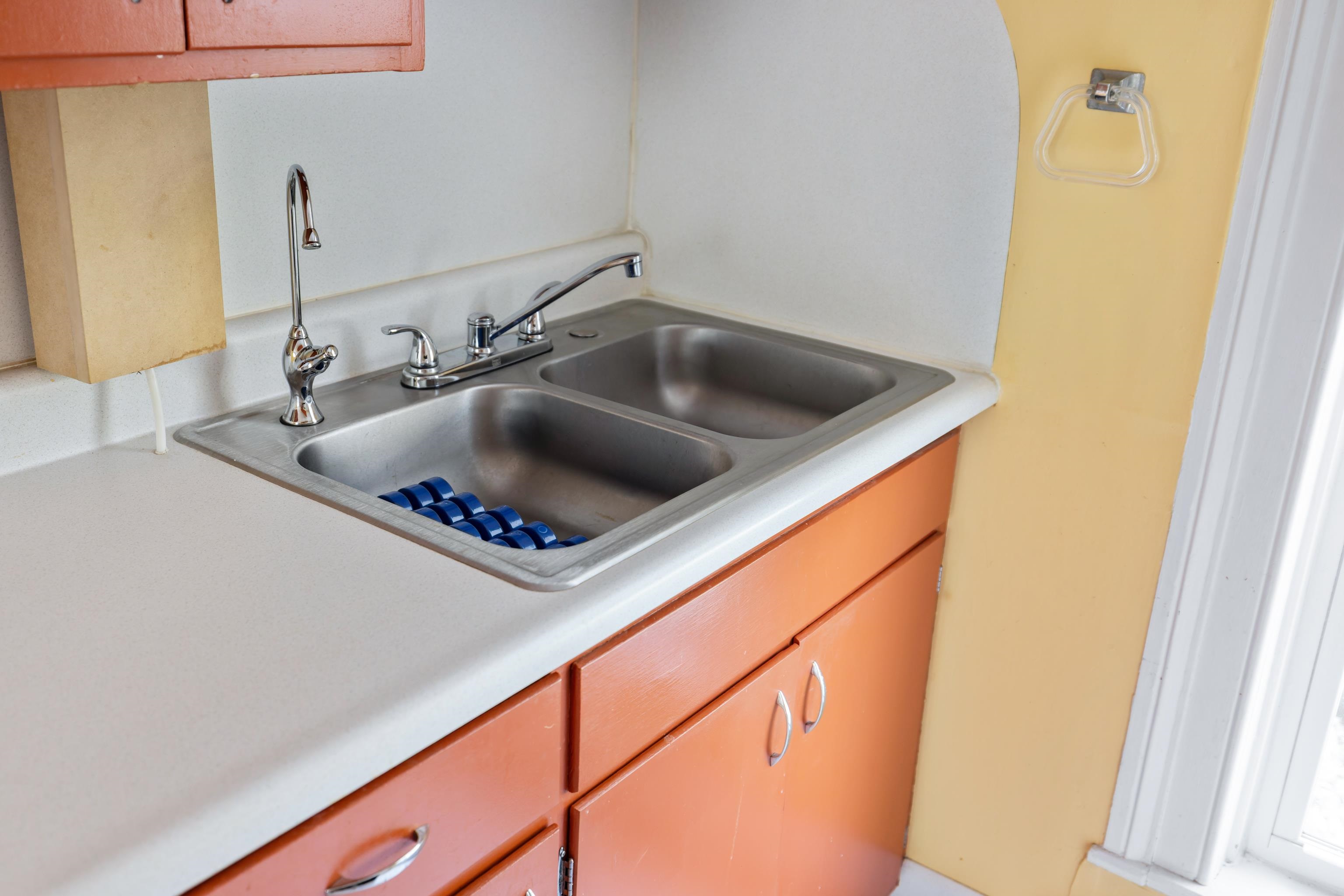 887 NATURAL CHIMNEYS RD