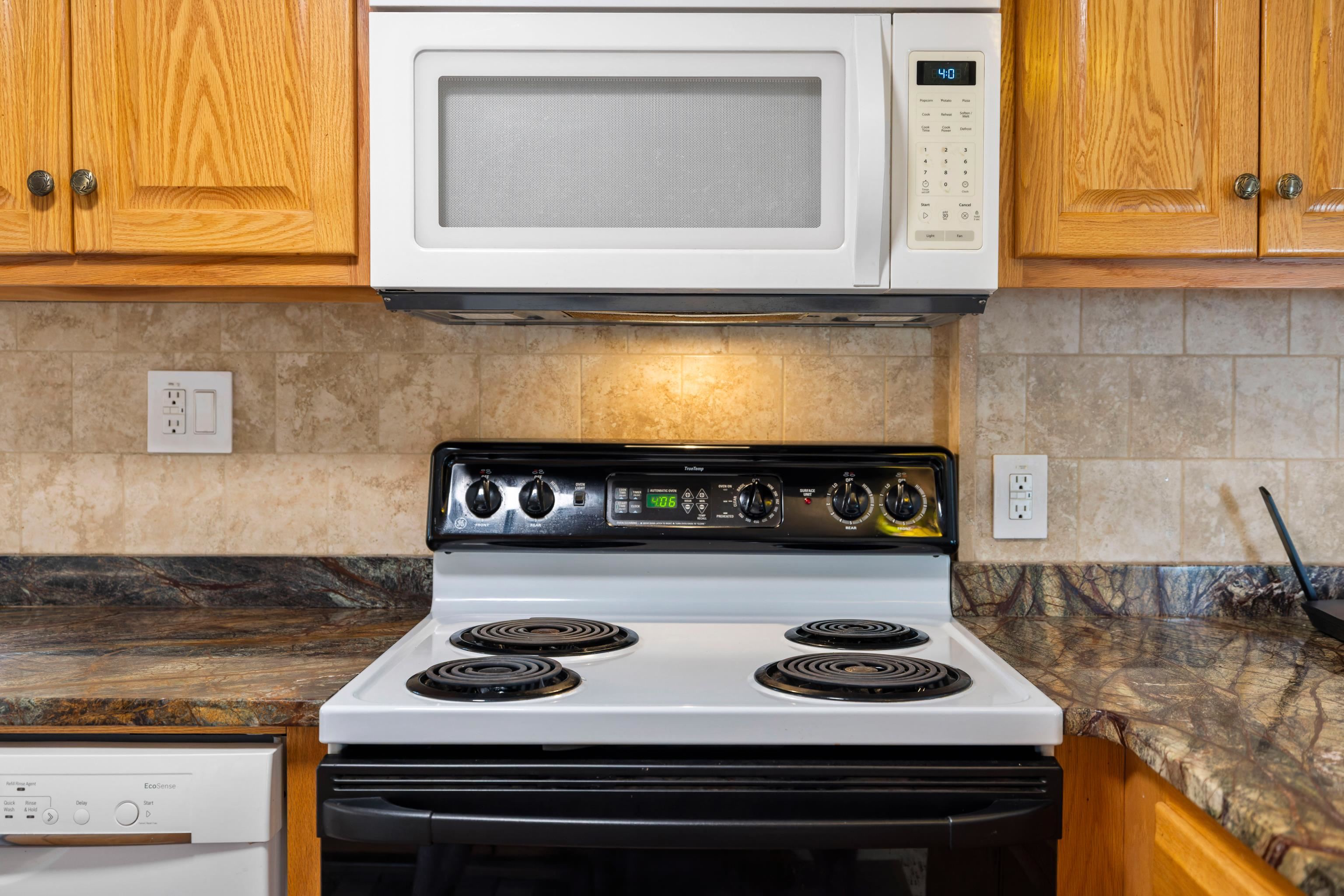 887 NATURAL CHIMNEYS RD