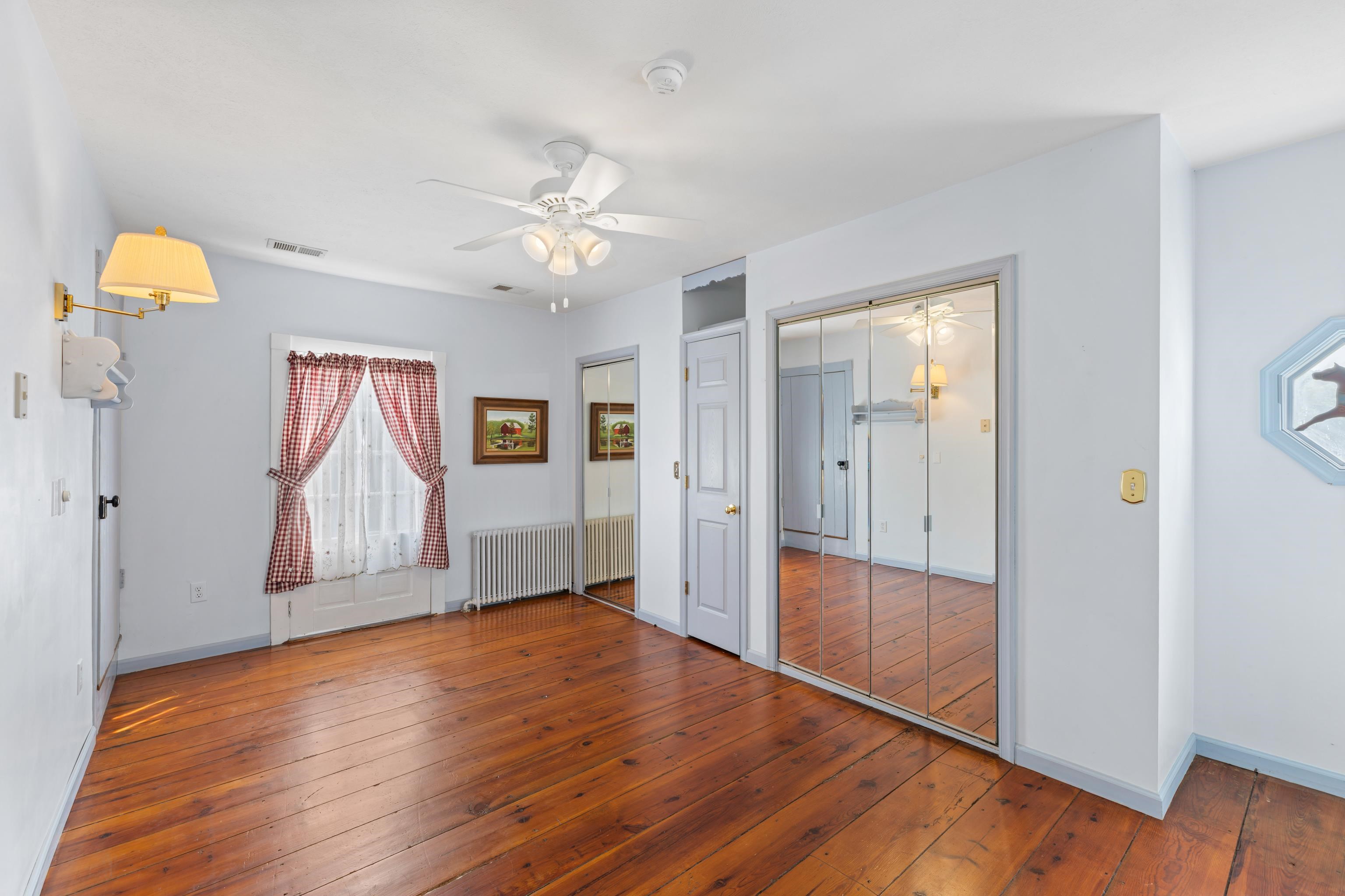 887 NATURAL CHIMNEYS RD