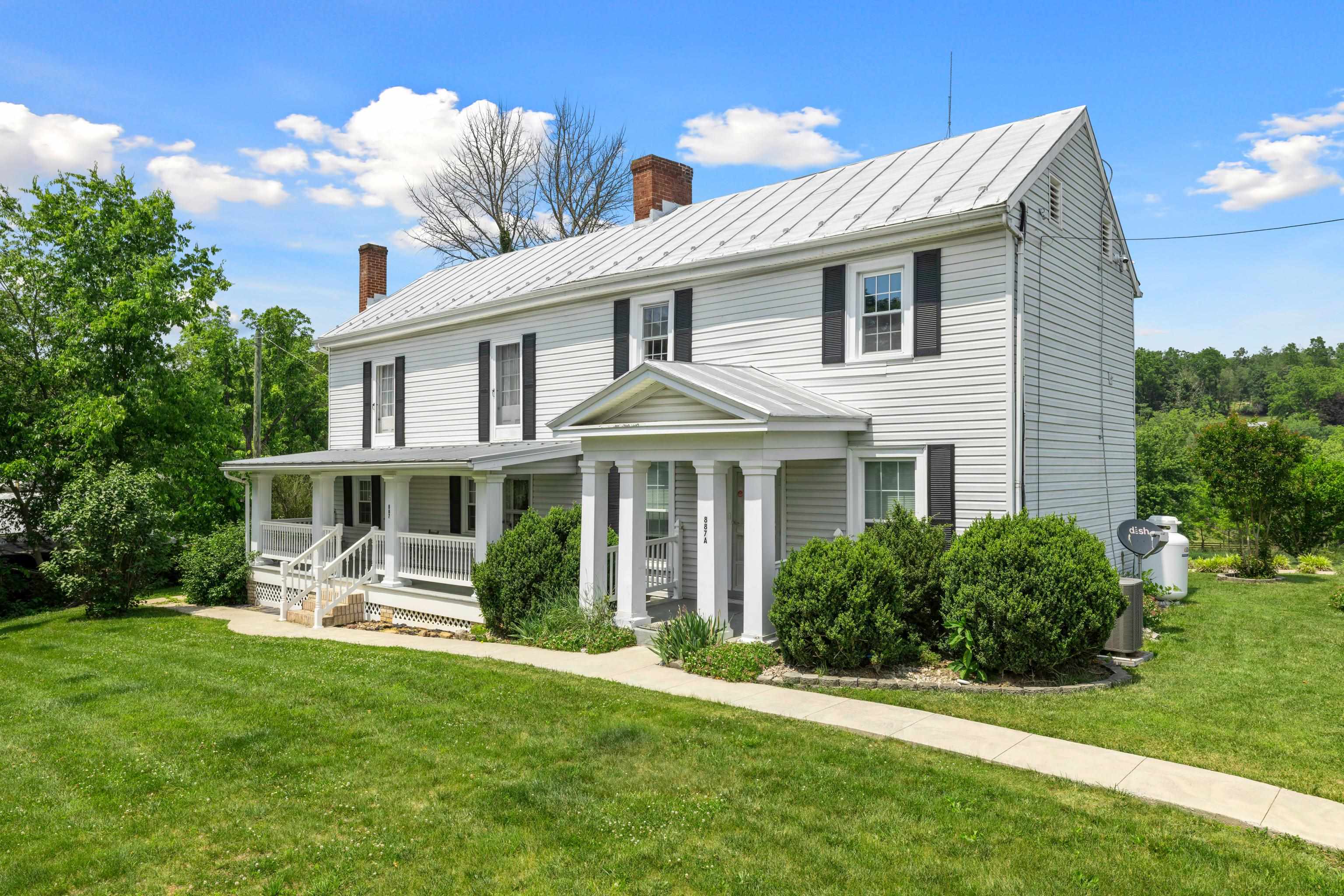 887 NATURAL CHIMNEYS RD