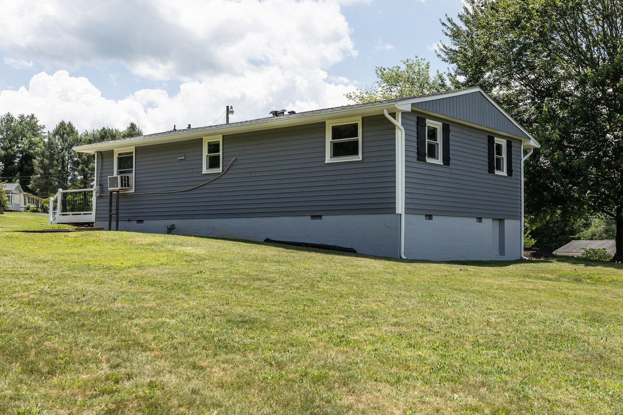 3307 OAK RIDGE RD