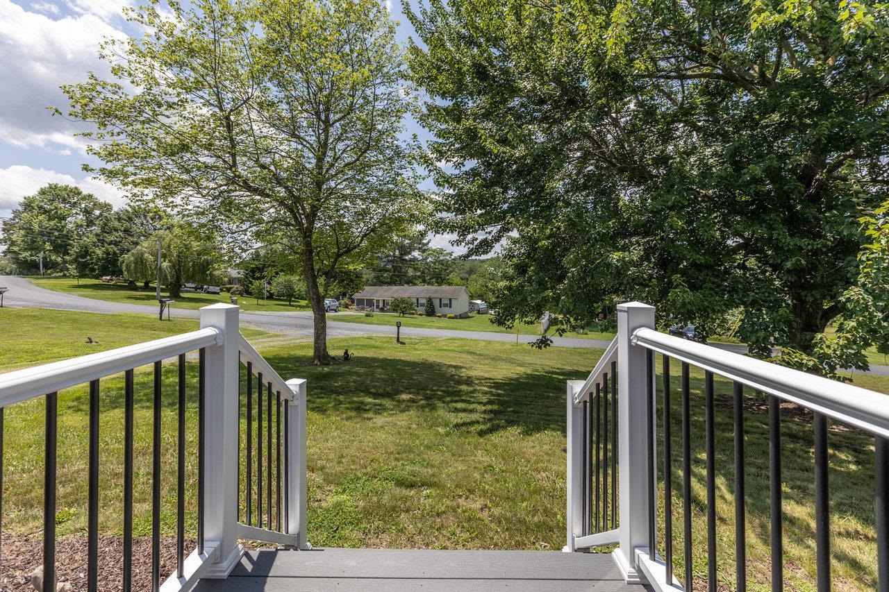 3307 OAK RIDGE RD