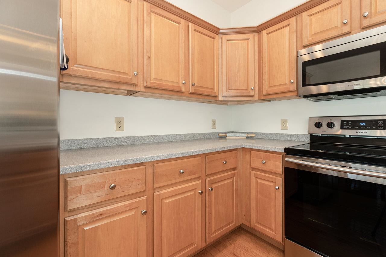 41 CAMBRIDGE CIR