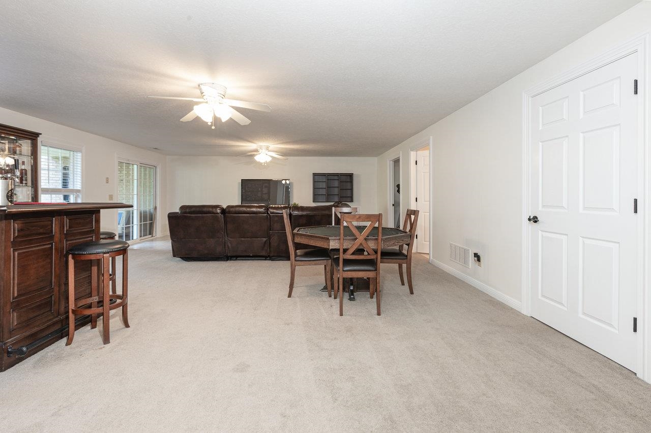 41 CAMBRIDGE CIR