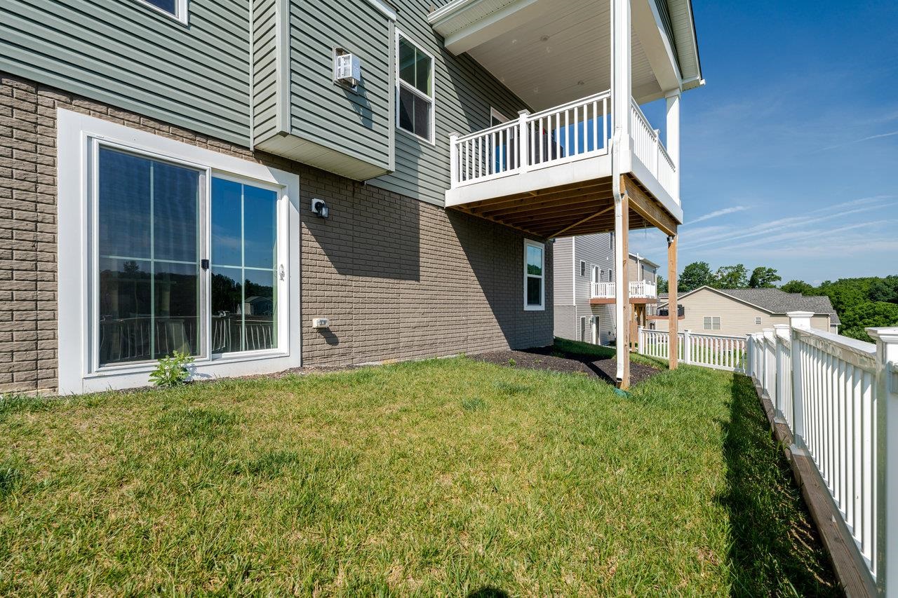2758 DORVAL RD