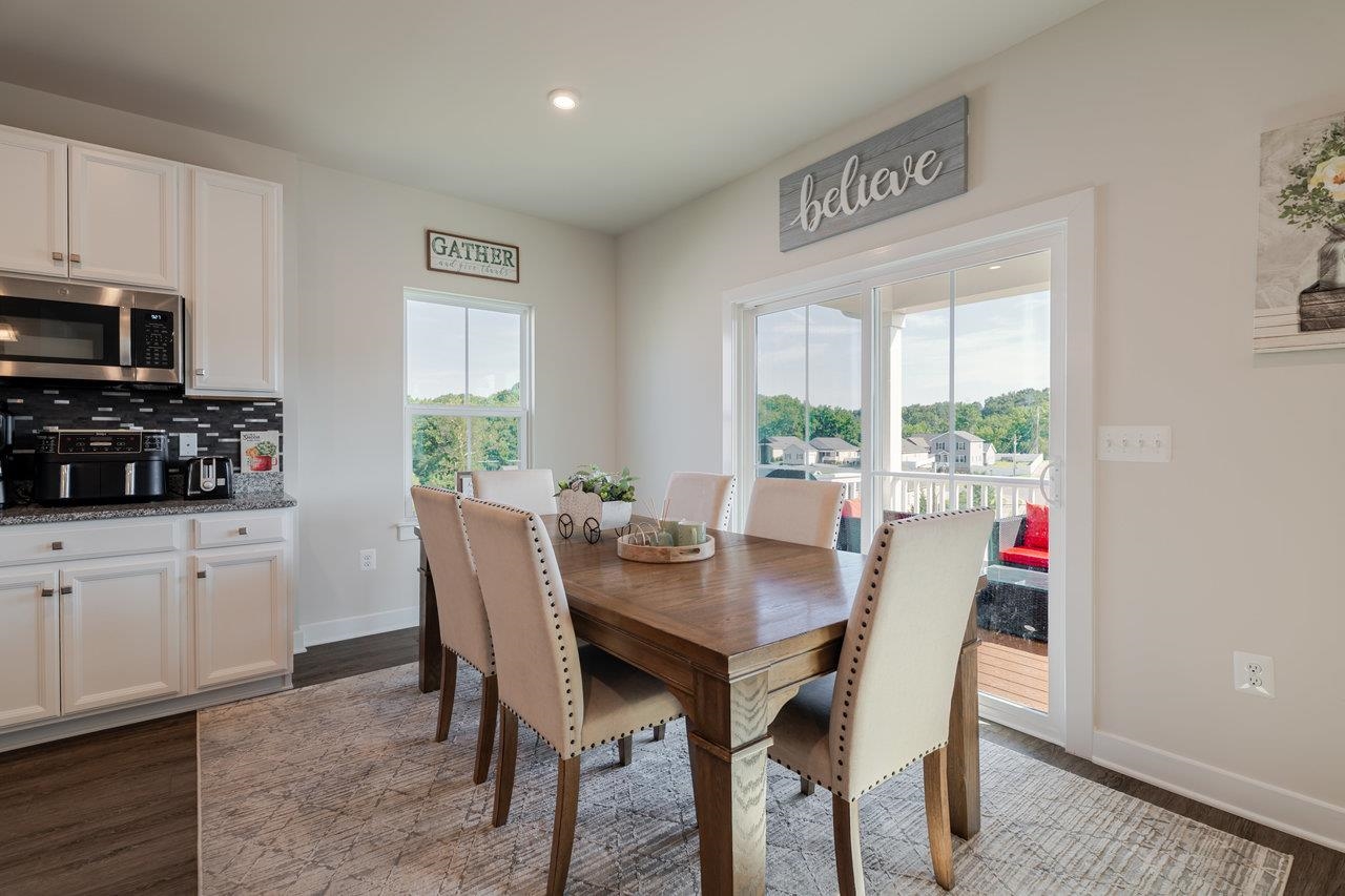 2758 DORVAL RD