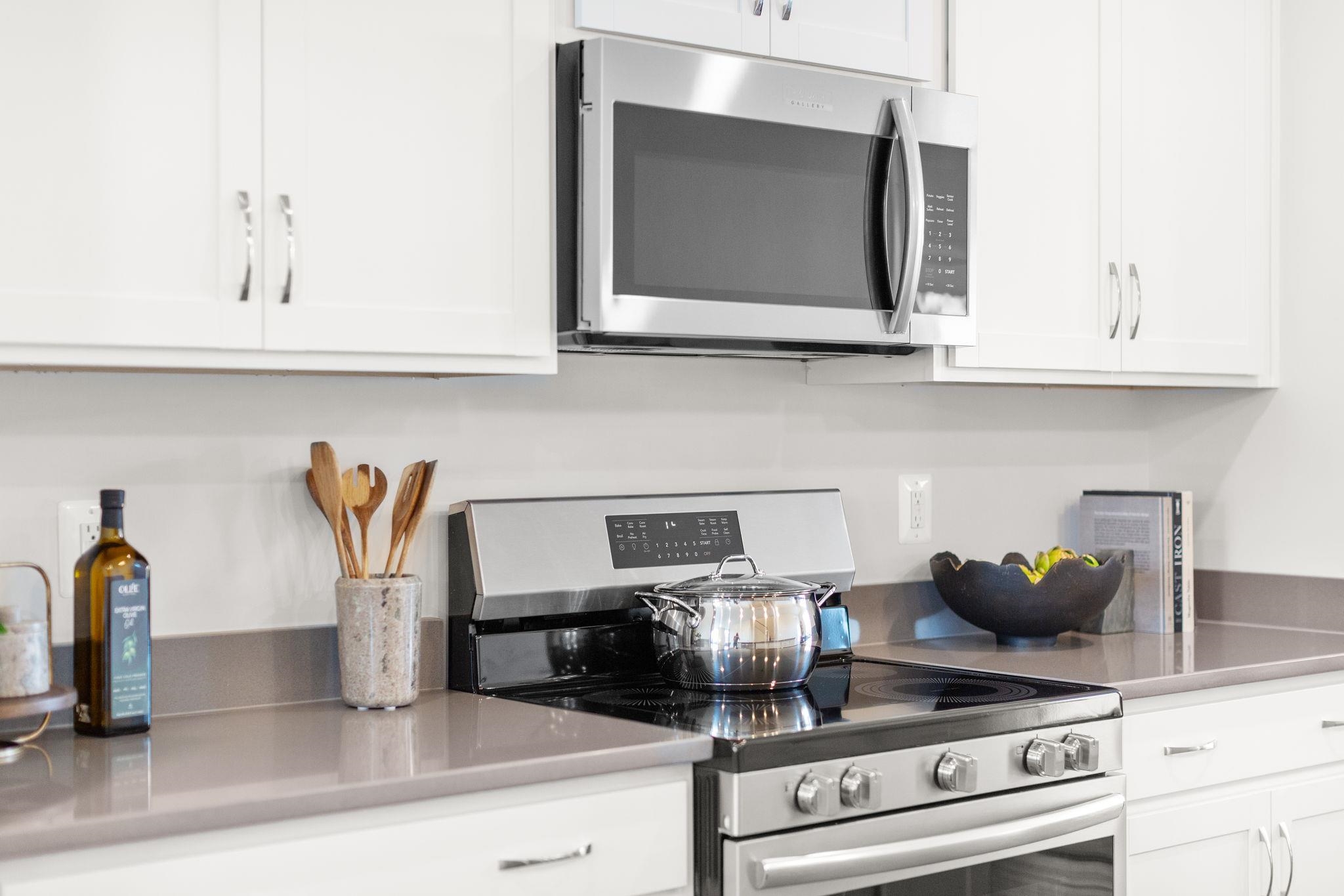 106 SCARLET MAPLE LN Unit: 126