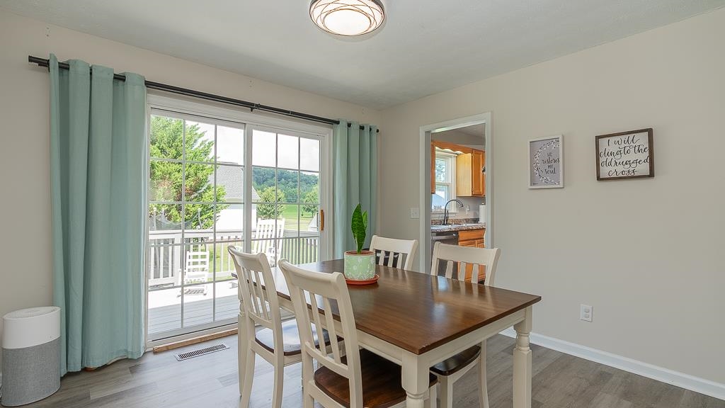 405 N RIVER RD Unit: A