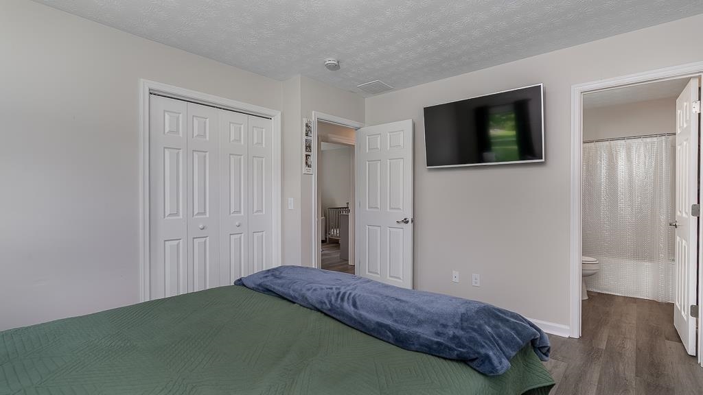 405 N RIVER RD Unit: A