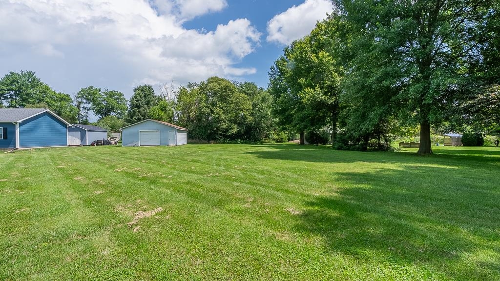 405 N RIVER RD Unit: A