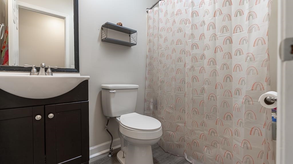 405 N RIVER RD Unit: A