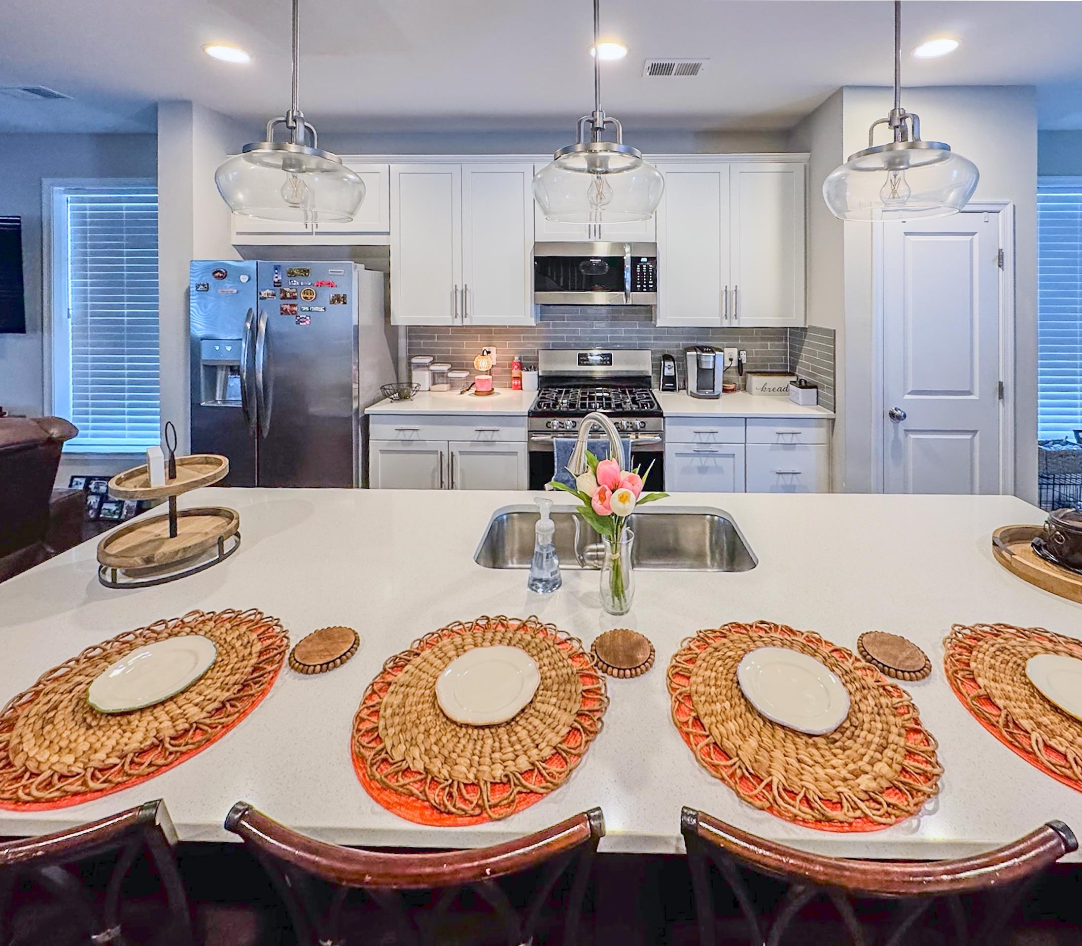 3406 CHARLESTON BLVD