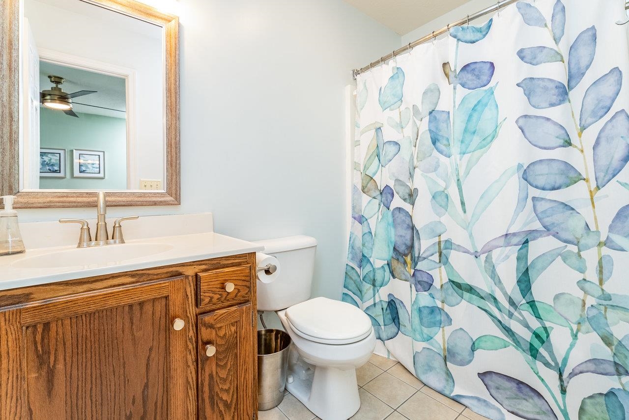 293 EMERALD DR