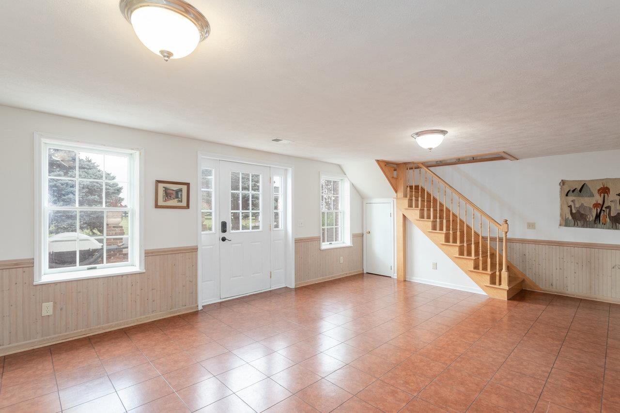 5566 BRIERY BRANCH RD