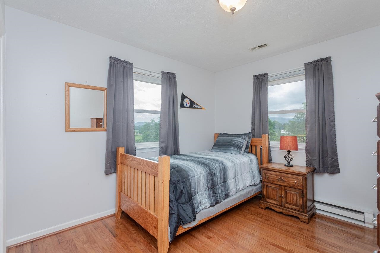 5566 BRIERY BRANCH RD