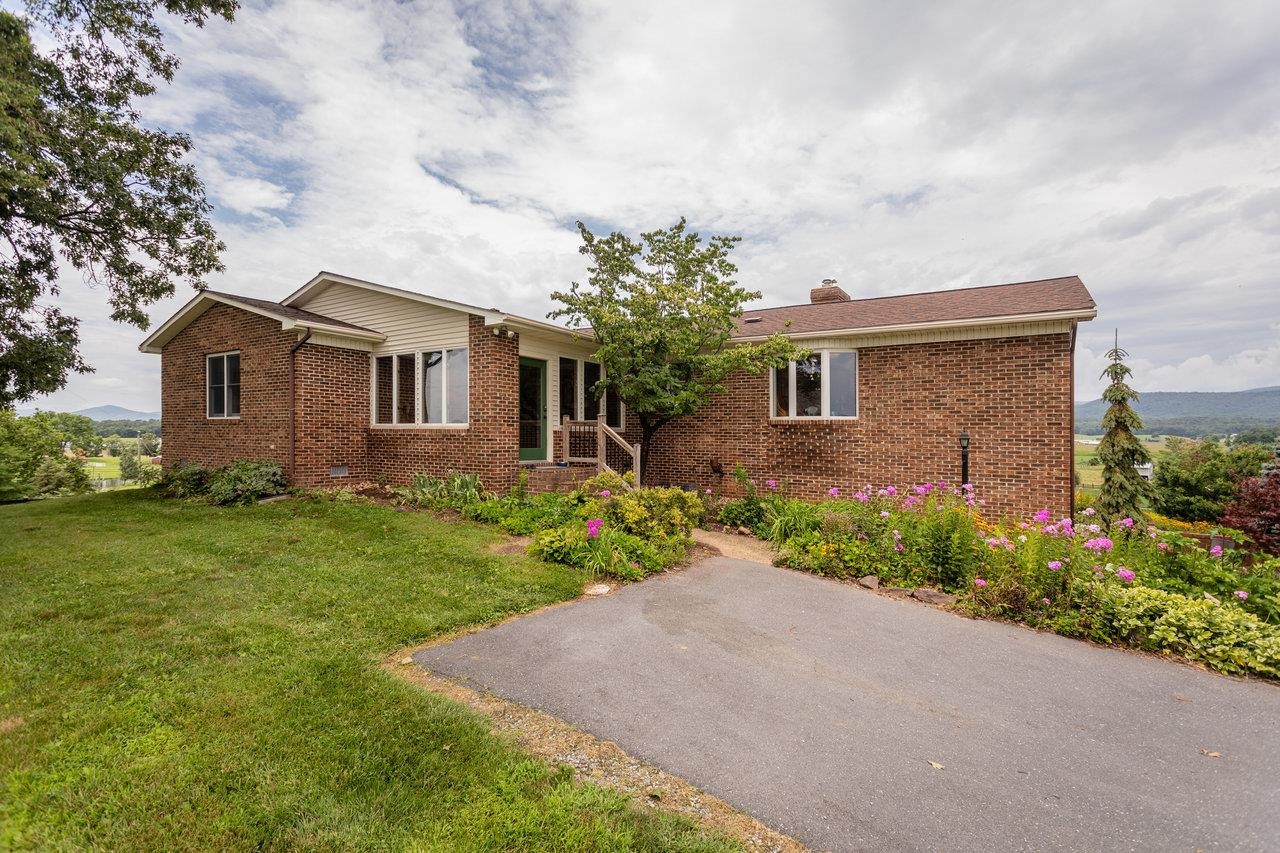 5566 BRIERY BRANCH RD