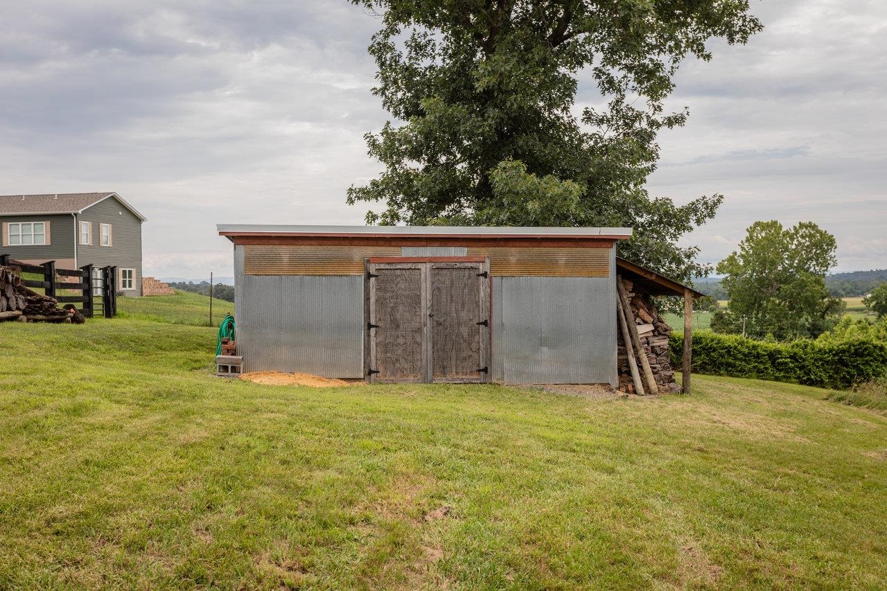 5566 BRIERY BRANCH RD