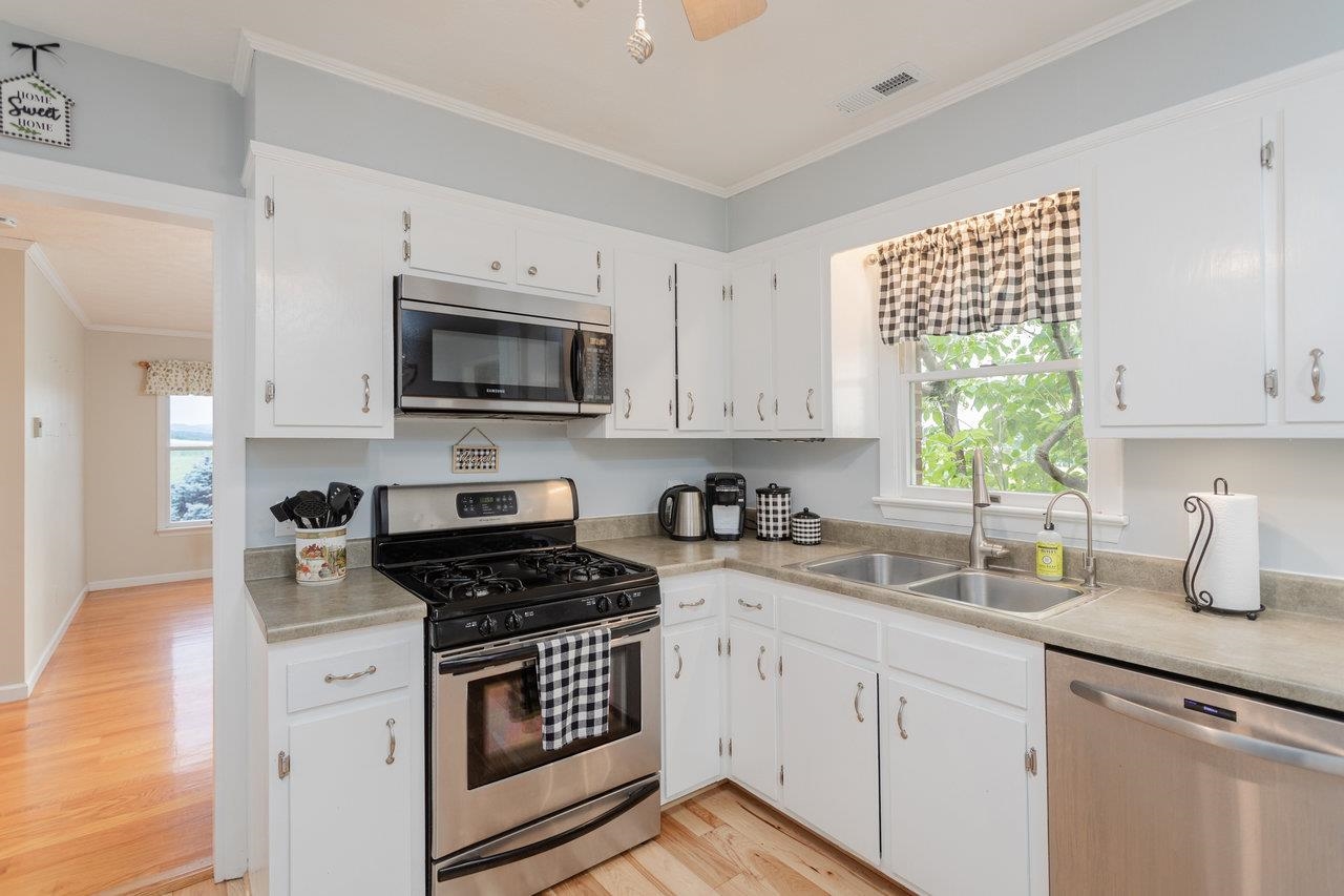 5566 BRIERY BRANCH RD