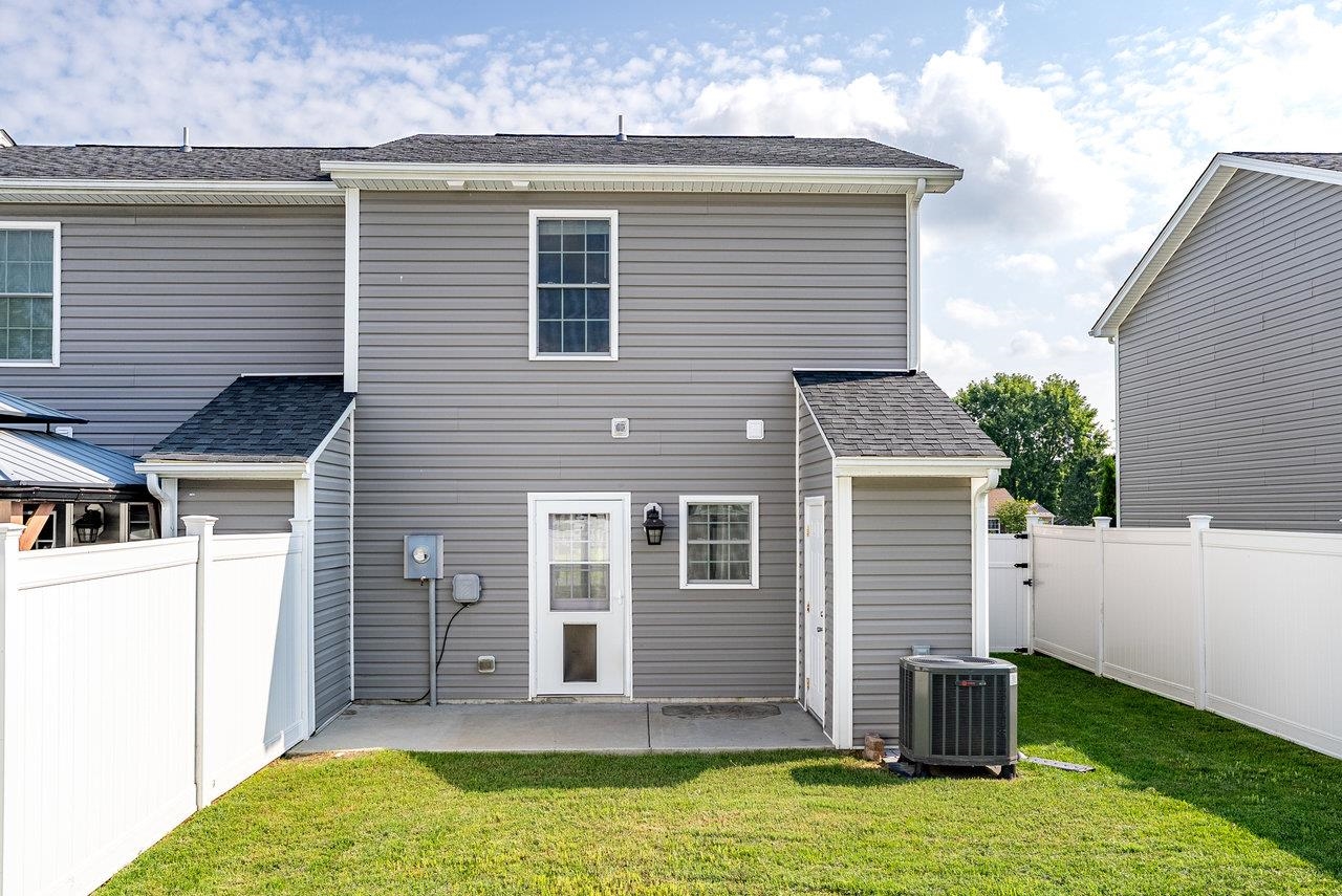 207 15TH ST Unit: A