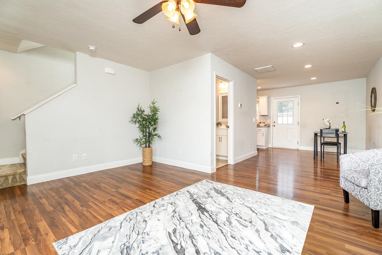 207 15TH ST Unit: A